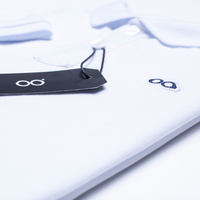 00019 POLO blanco con LOGO bordado