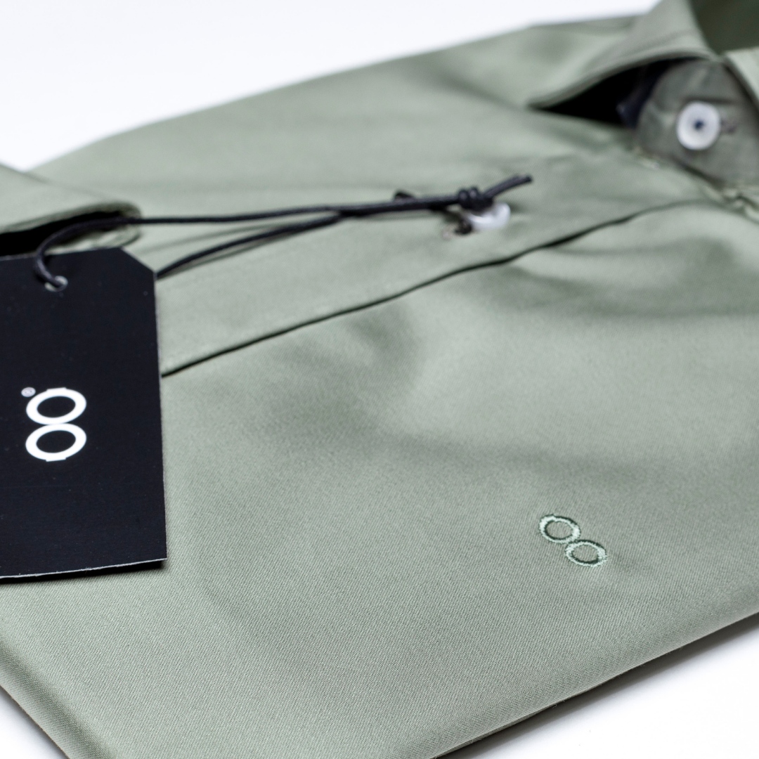 0053. Camisa SATEN STRECH verde